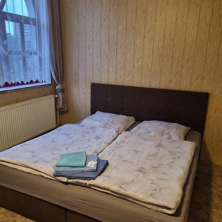 Orlová 春天旅馆酒店 外观 照片